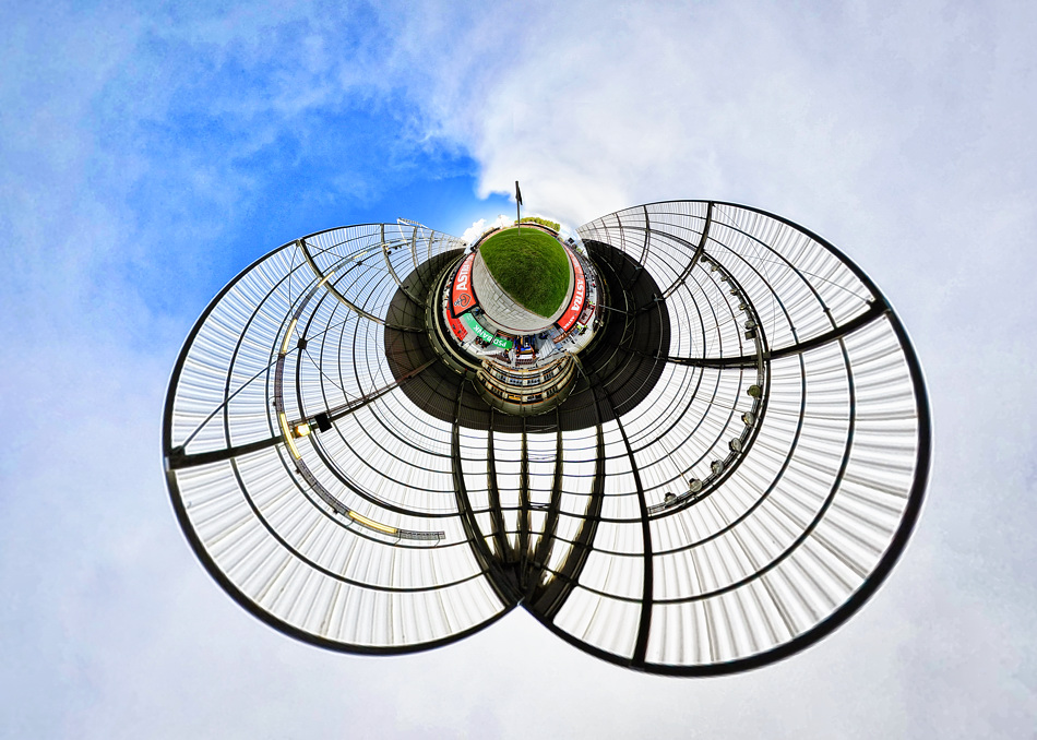 Das neue Millerntor als stereographische Projektion