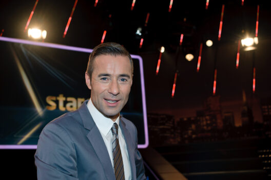 Kai Pflaume moderiert "Star Quiz" in der ARD
