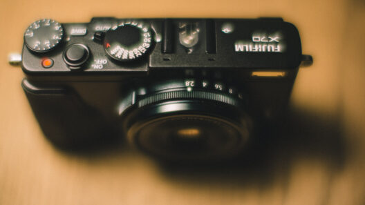 Fuji X70
