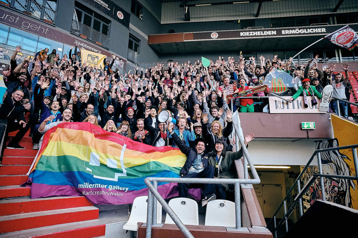 Helfer, Künstler, Liebe