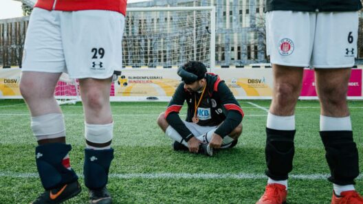 Serdal Celebi vom Blindenfussball FC St. Pauli nach der Niederlage
