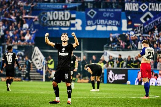 Souveräner Derbysieger